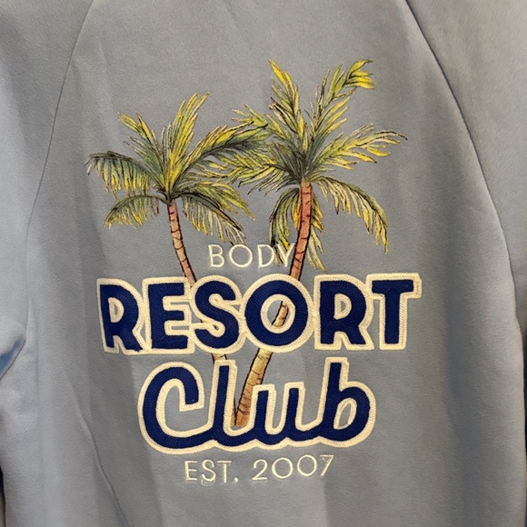 Resort Club Women's Blue Sweatshirt - Picture 8 of 10